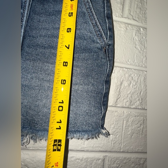 HOLLISTER women’s ultra high rise mom short sz 5 w27 ✨ - Picture 2 of 6